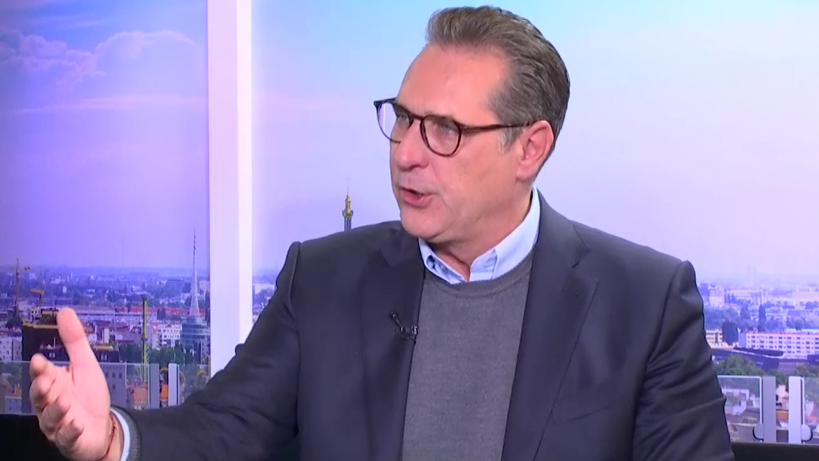 Fellner LIVE Heinz Christian Strache Im Interview Oe24 Tv